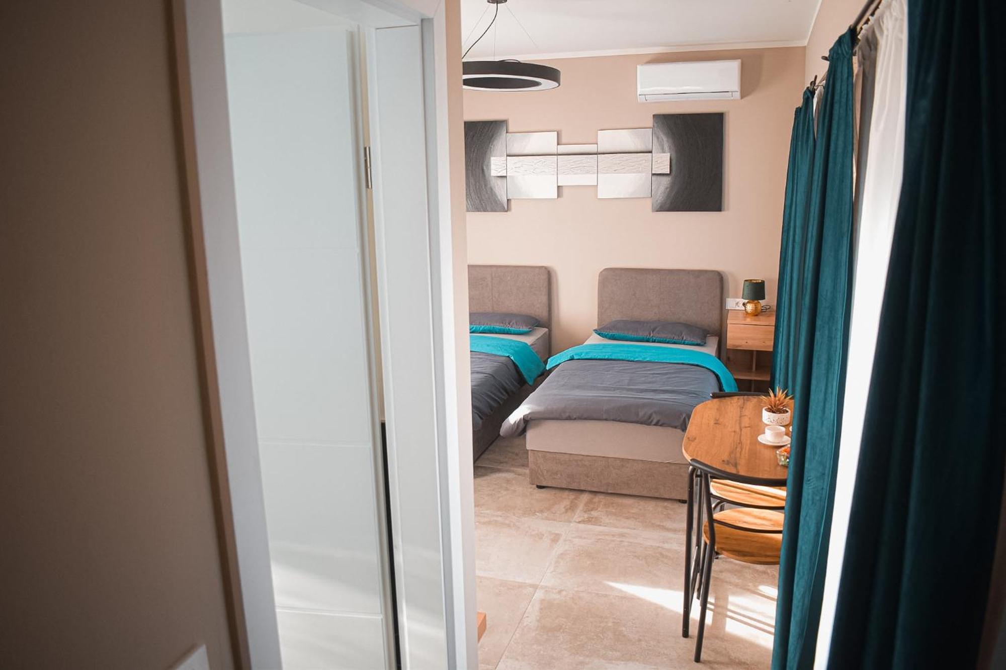 Apartments Jelovic ซินย์ ภายนอก รูปภาพ