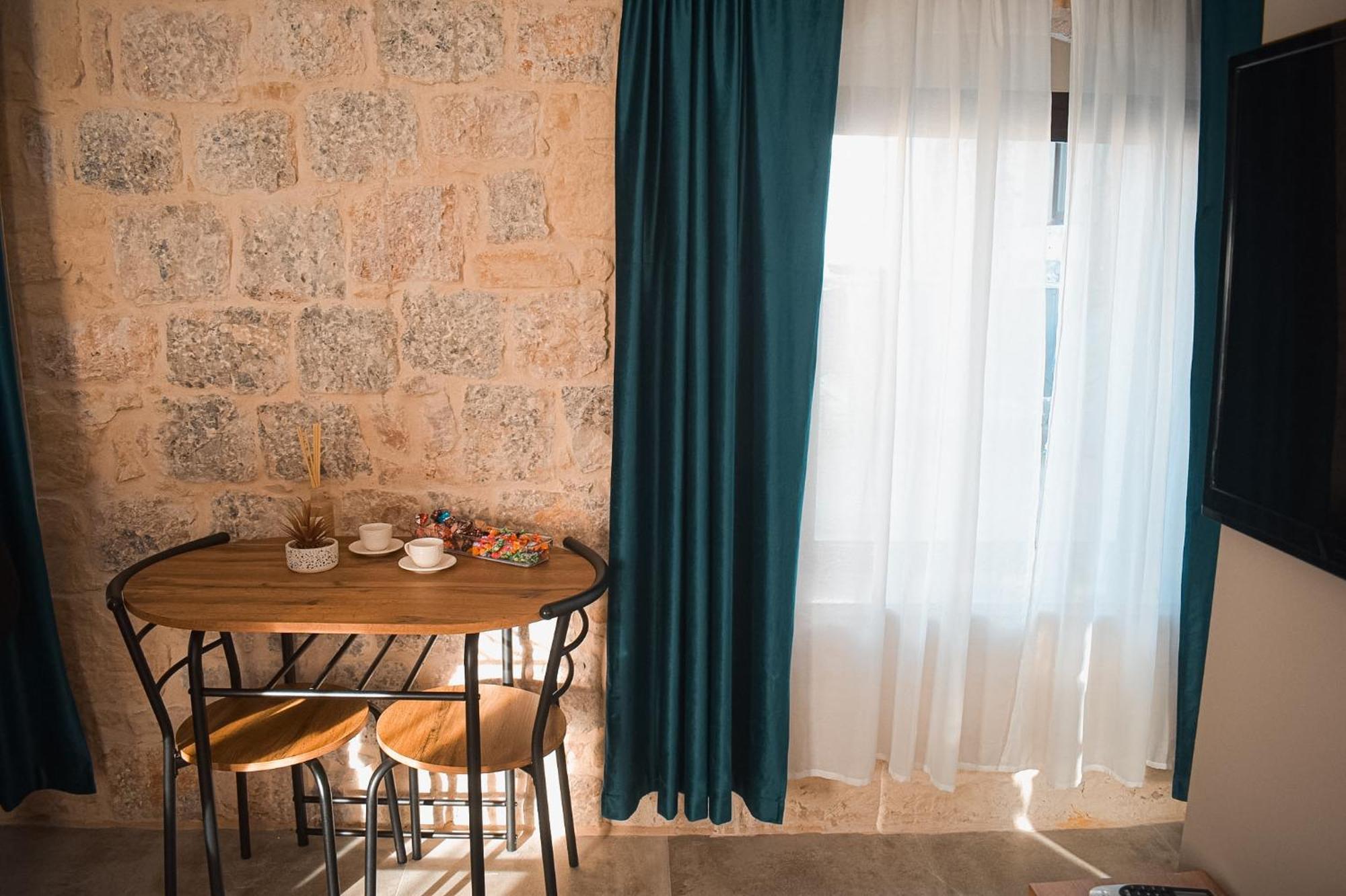 Apartments Jelovic ซินย์ ภายนอก รูปภาพ