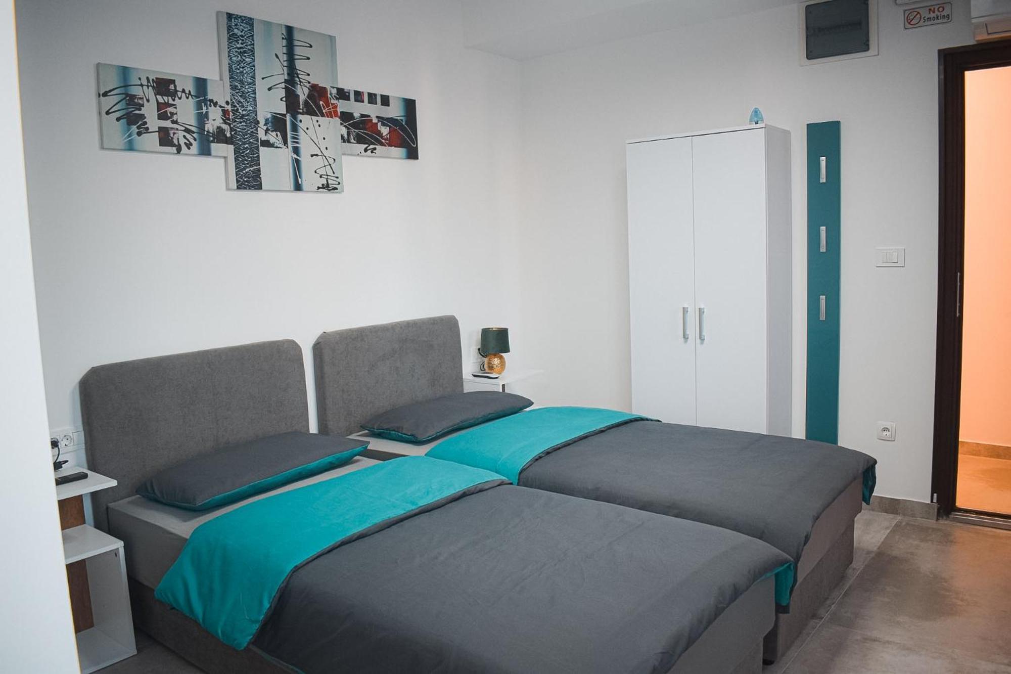 Apartments Jelovic ซินย์ ภายนอก รูปภาพ